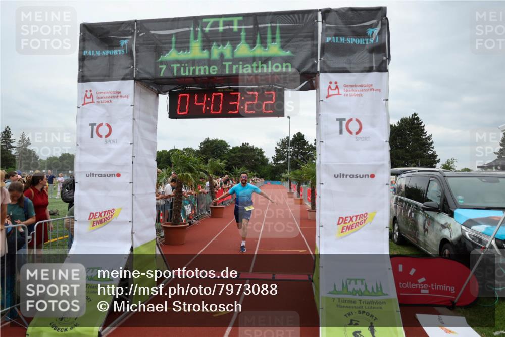 15.06.2025 - 7 Türme Triathlon Michael Strokosch http://msf.ph/oto/7973088 15.06.2025 14:03:22 Ziel 571, 773, 1049, 1060 meine-sportfotos.de