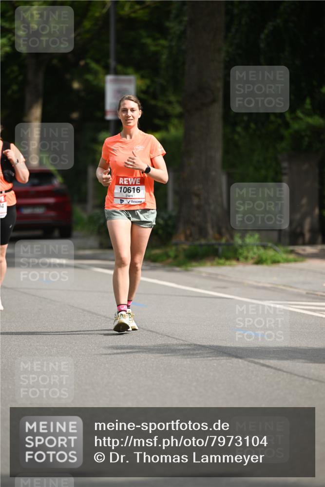 15.06.2025 - REWE Women's Run Dr. Thomas Lammeyer http://msf.ph/oto/7973104 15.06.2025 10:03:36 Laufen 10616 meine-sportfotos.de