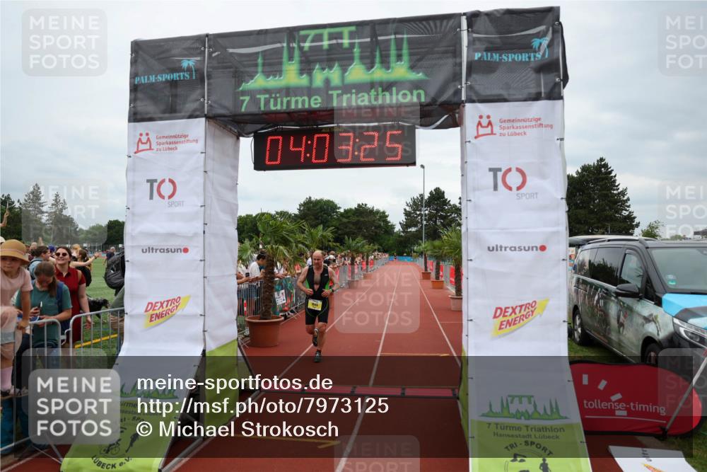 15.06.2025 - 7 Türme Triathlon Michael Strokosch http://msf.ph/oto/7973125 15.06.2025 14:03:25 Ziel 773, 1049, 1060 meine-sportfotos.de