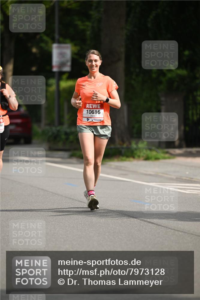 15.06.2025 - REWE Women's Run Dr. Thomas Lammeyer http://msf.ph/oto/7973128 15.06.2025 10:03:37 Laufen 10616 meine-sportfotos.de