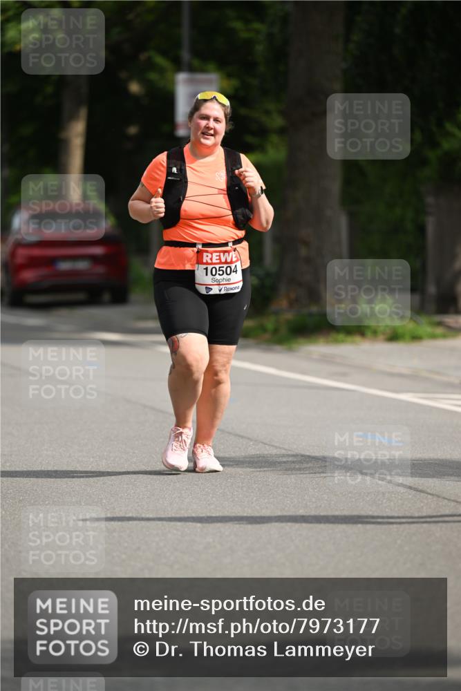 15.06.2025 - REWE Women's Run Dr. Thomas Lammeyer http://msf.ph/oto/7973177 15.06.2025 10:03:39 Laufen 10504 meine-sportfotos.de