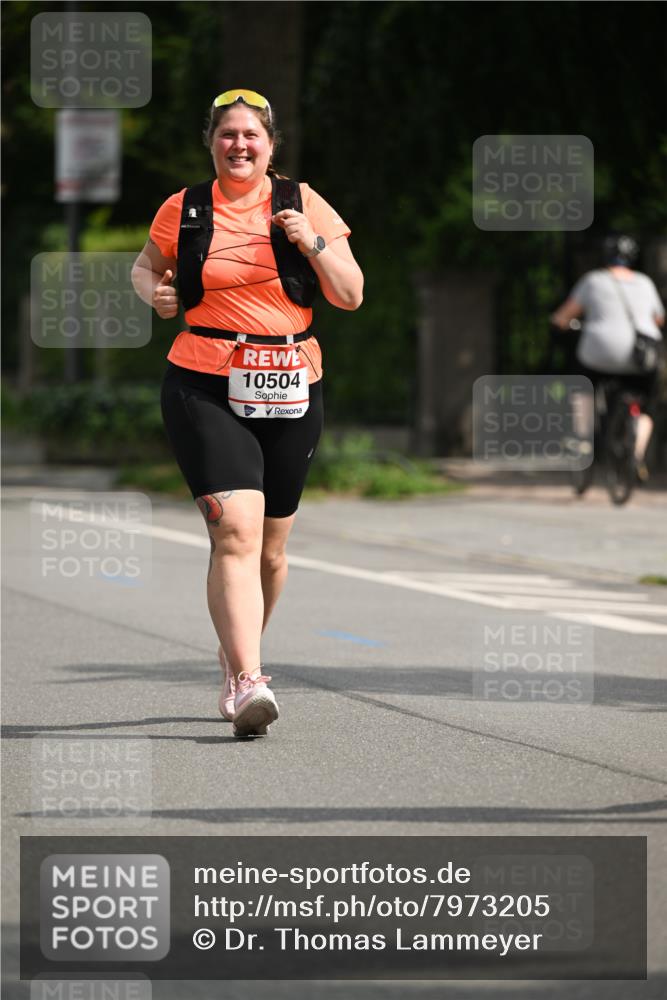 15.06.2025 - REWE Women's Run Dr. Thomas Lammeyer http://msf.ph/oto/7973205 15.06.2025 10:03:40 Laufen 10504 meine-sportfotos.de