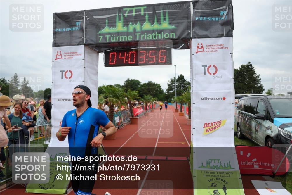 15.06.2025 - 7 Türme Triathlon Michael Strokosch http://msf.ph/oto/7973231 15.06.2025 14:03:56 Ziel 561 meine-sportfotos.de