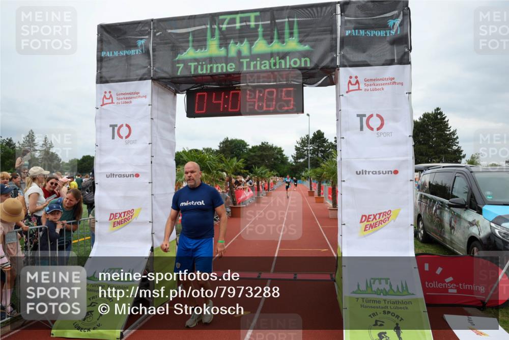 15.06.2025 - 7 Türme Triathlon Michael Strokosch http://msf.ph/oto/7973288 15.06.2025 14:04:05 Ziel 192, 1180 meine-sportfotos.de