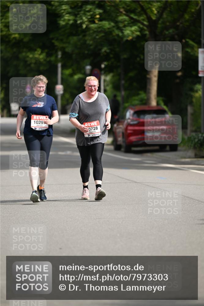 15.06.2025 - REWE Women's Run Dr. Thomas Lammeyer http://msf.ph/oto/7973303 15.06.2025 10:03:54 Laufen 10297, 0728 meine-sportfotos.de