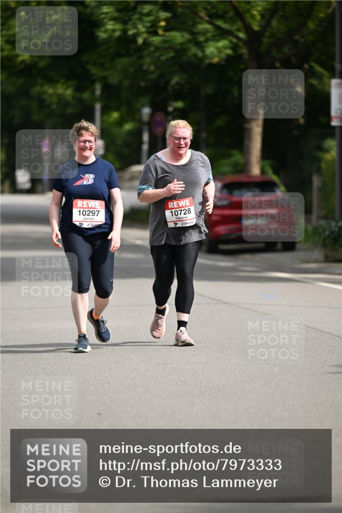 15.06.2025 - REWE Women's Run Dr. Thomas Lammeyer http://msf.ph/oto/7973333 15.06.2025 10:03:55 Laufen 10297, 10728 meine-sportfotos.de