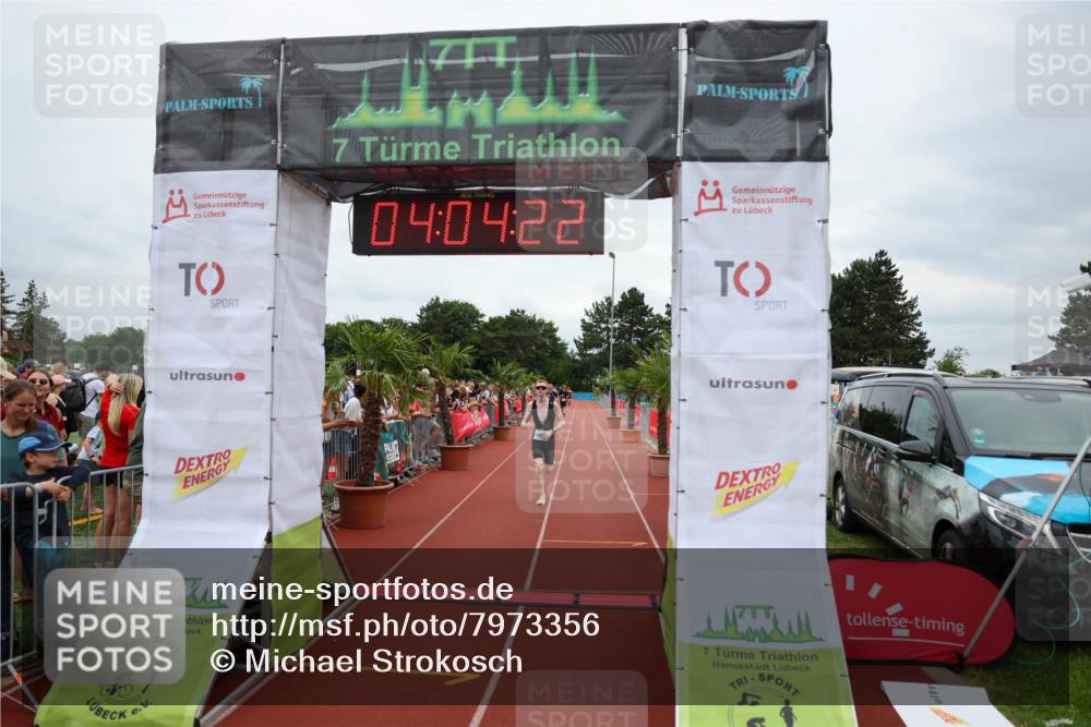 15.06.2025 - 7 Türme Triathlon Michael Strokosch http://msf.ph/oto/7973356 15.06.2025 14:04:22 Ziel 605 meine-sportfotos.de