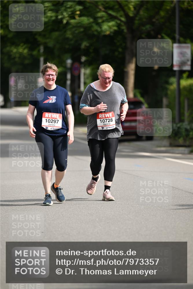 15.06.2025 - REWE Women's Run Dr. Thomas Lammeyer http://msf.ph/oto/7973357 15.06.2025 10:03:55 Laufen 10297, 10728 meine-sportfotos.de