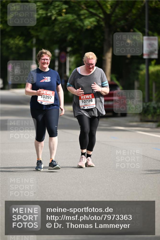 15.06.2025 - REWE Women's Run Dr. Thomas Lammeyer http://msf.ph/oto/7973363 15.06.2025 10:03:56 Laufen 0297, 10728 meine-sportfotos.de