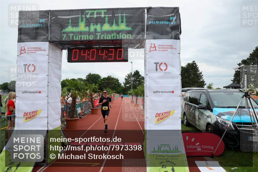 15.06.2025 - 7 Türme Triathlon Michael Strokosch http://msf.ph/oto/7973398 15.06.2025 14:04:30 Ziel 605, 988, 1169 meine-sportfotos.de