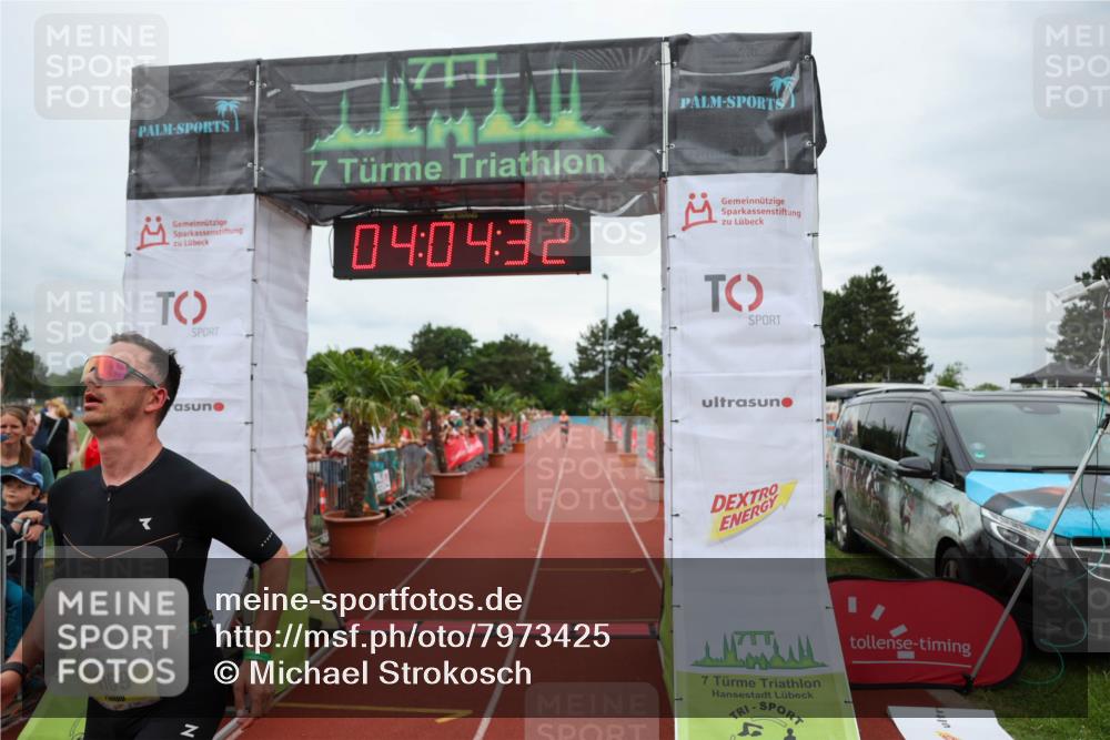 15.06.2025 - 7 Türme Triathlon Michael Strokosch http://msf.ph/oto/7973425 15.06.2025 14:04:31 Ziel 605, 988, 1169 meine-sportfotos.de