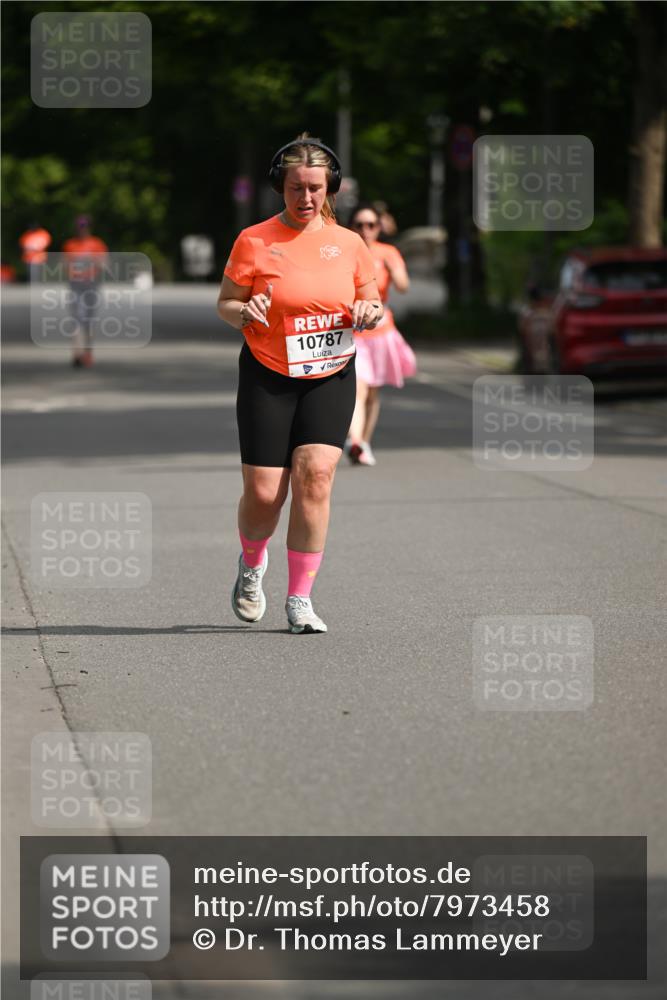 15.06.2025 - REWE Women's Run Dr. Thomas Lammeyer http://msf.ph/oto/7973458 15.06.2025 10:04:46 Laufen 10787 meine-sportfotos.de