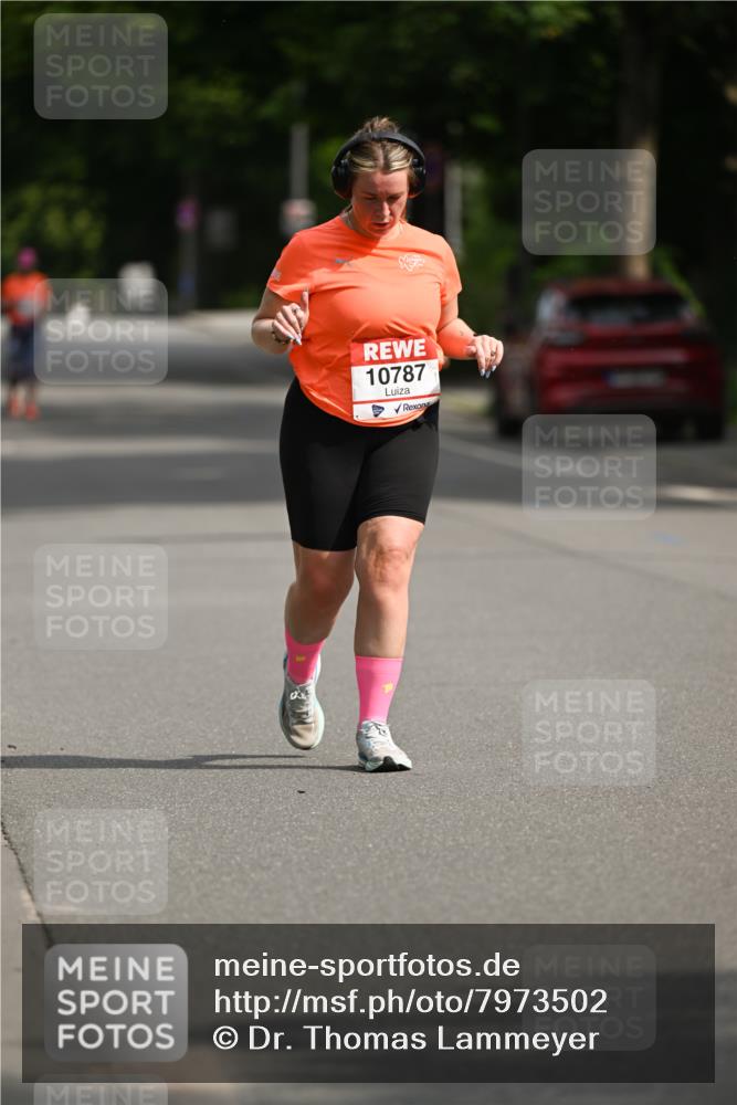 15.06.2025 - REWE Women's Run Dr. Thomas Lammeyer http://msf.ph/oto/7973502 15.06.2025 10:04:47 Laufen 10787 meine-sportfotos.de