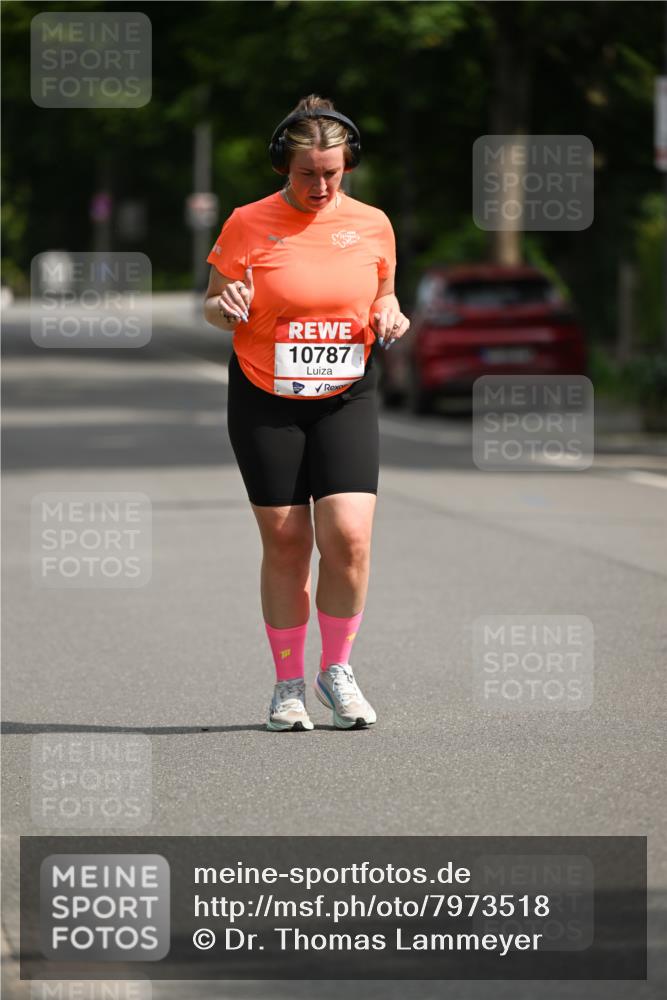 15.06.2025 - REWE Women's Run Dr. Thomas Lammeyer http://msf.ph/oto/7973518 15.06.2025 10:04:48 Laufen 10787 meine-sportfotos.de