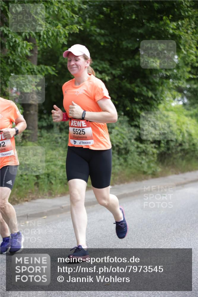 15.06.2025 - REWE Women's Run Jannik Wohlers http://msf.ph/oto/7973545 15.06.2025 10:08:12 Laufen 2, 5525 meine-sportfotos.de