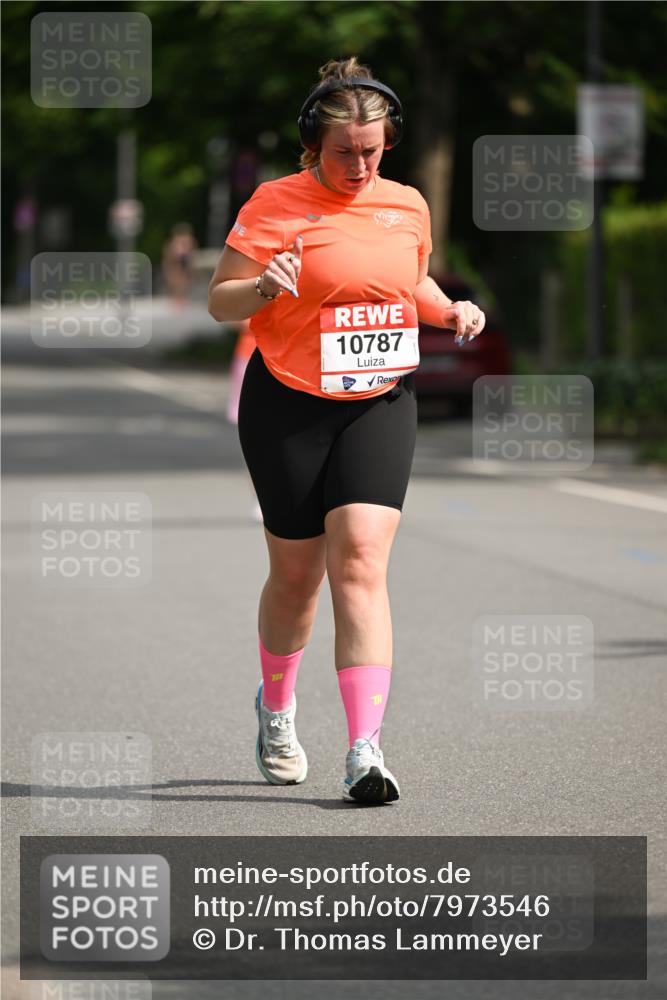 15.06.2025 - REWE Women's Run Dr. Thomas Lammeyer http://msf.ph/oto/7973546 15.06.2025 10:04:49 Laufen 10787 meine-sportfotos.de