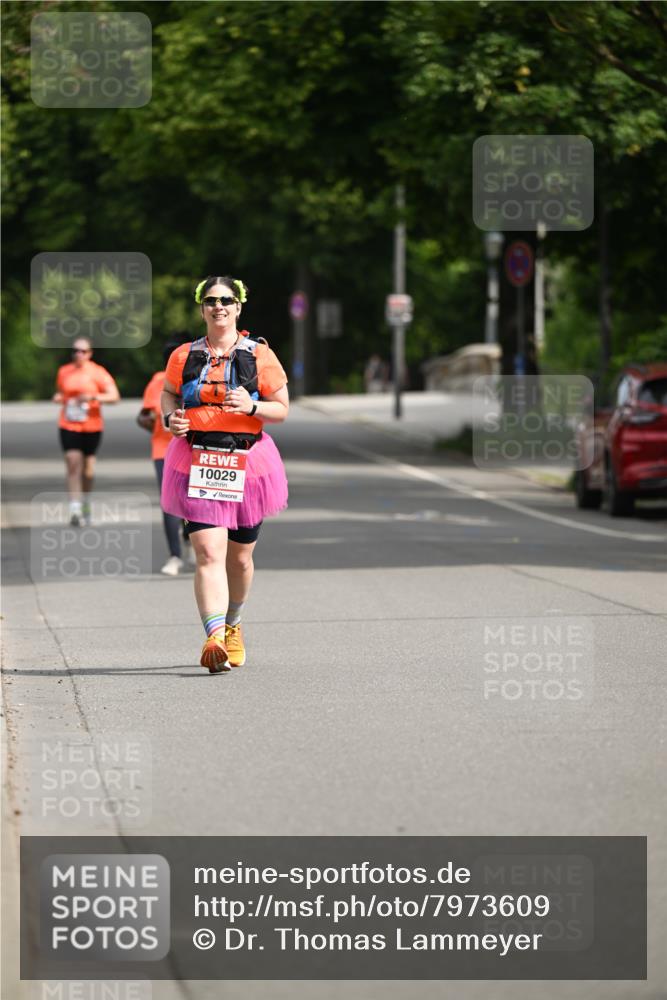 15.06.2025 - REWE Women's Run Dr. Thomas Lammeyer http://msf.ph/oto/7973609 15.06.2025 10:05:33 Laufen 10029 meine-sportfotos.de