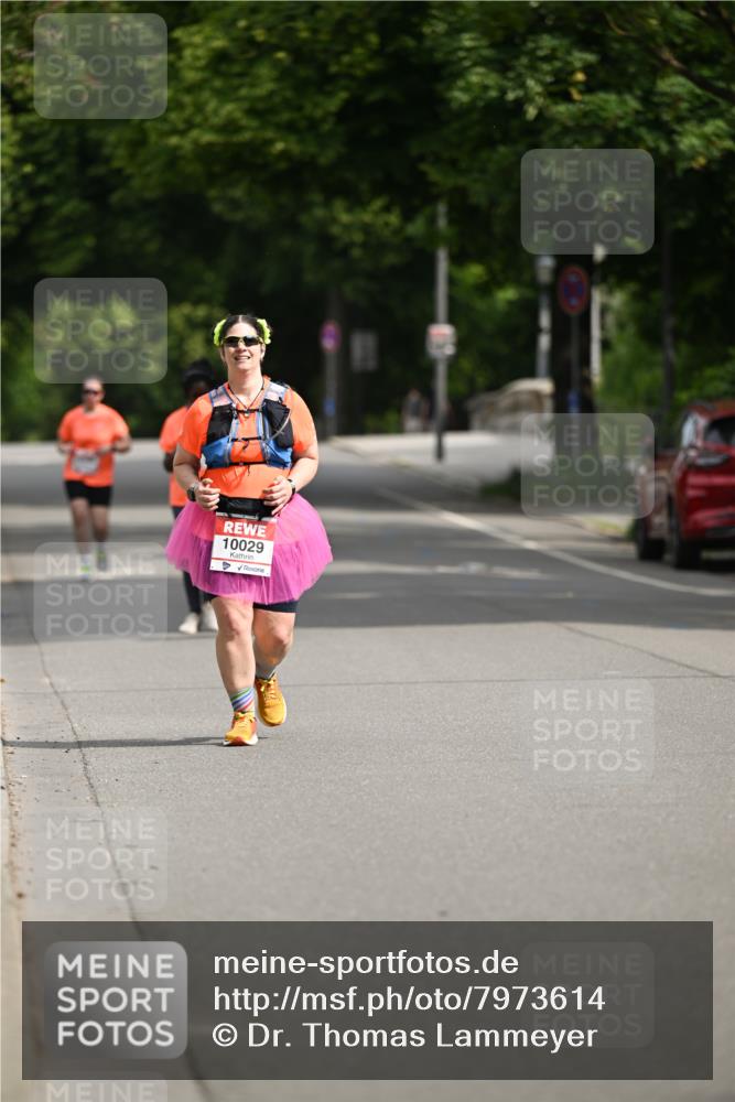 15.06.2025 - REWE Women's Run Dr. Thomas Lammeyer http://msf.ph/oto/7973614 15.06.2025 10:05:33 Laufen 10029 meine-sportfotos.de