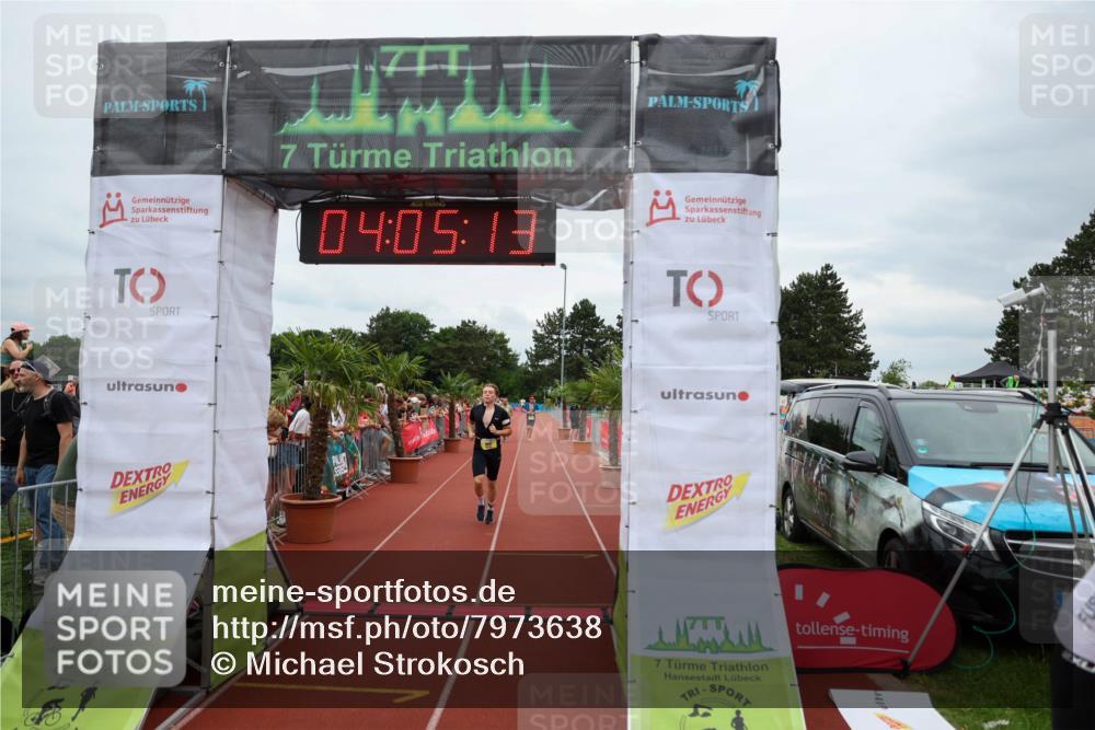 15.06.2025 - 7 Türme Triathlon Michael Strokosch http://msf.ph/oto/7973638 15.06.2025 14:05:13 Ziel 465, 1097 meine-sportfotos.de