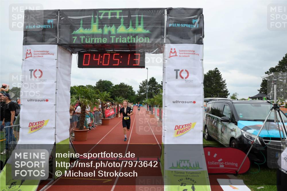 15.06.2025 - 7 Türme Triathlon Michael Strokosch http://msf.ph/oto/7973642 15.06.2025 14:05:13 Ziel 465, 1097 meine-sportfotos.de