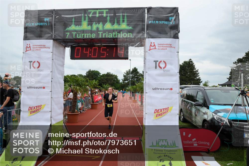 15.06.2025 - 7 Türme Triathlon Michael Strokosch http://msf.ph/oto/7973651 15.06.2025 14:05:13 Ziel 465, 1097 meine-sportfotos.de