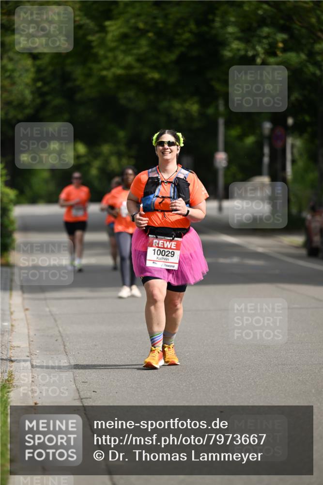 15.06.2025 - REWE Women's Run Dr. Thomas Lammeyer http://msf.ph/oto/7973667 15.06.2025 10:05:35 Laufen 10029 meine-sportfotos.de
