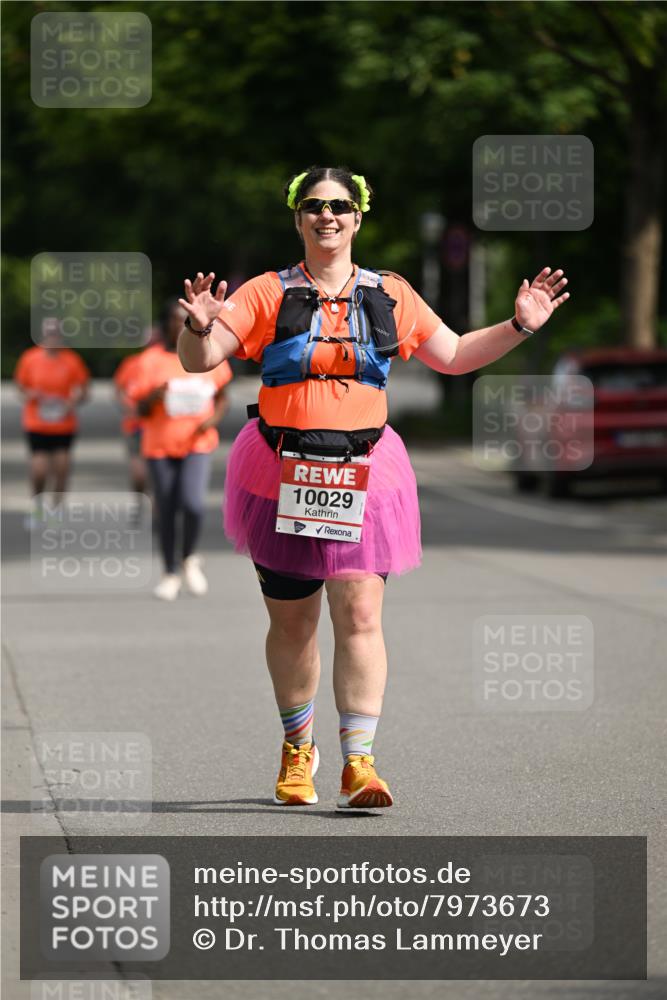 15.06.2025 - REWE Women's Run Dr. Thomas Lammeyer http://msf.ph/oto/7973673 15.06.2025 10:05:37 Laufen 10029 meine-sportfotos.de