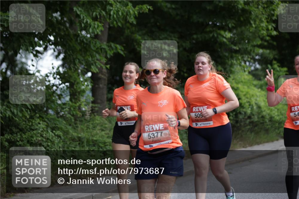 15.06.2025 - REWE Women's Run Jannik Wohlers http://msf.ph/oto/7973687 15.06.2025 10:08:29 Laufen 5377, 509, 54 meine-sportfotos.de