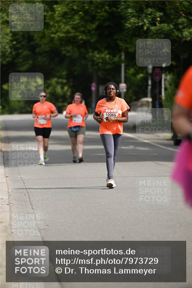 15.06.2025 - REWE Women's Run Dr. Thomas Lammeyer http://msf.ph/oto/7973729 15.06.2025 10:05:40 Laufen 10065 meine-sportfotos.de