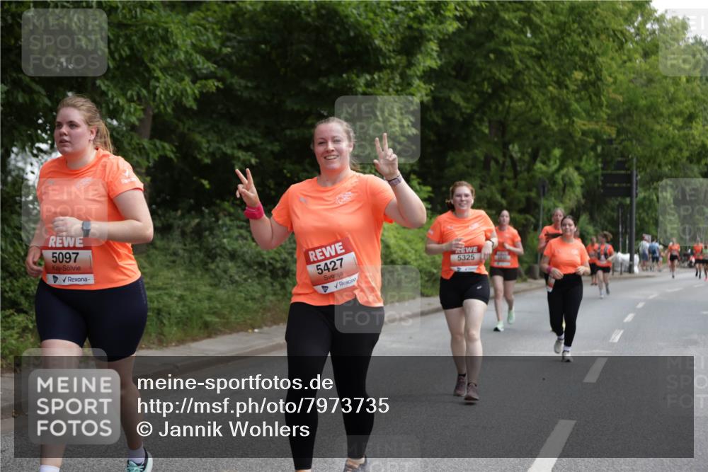 15.06.2025 - REWE Women's Run Jannik Wohlers http://msf.ph/oto/7973735 15.06.2025 10:08:31 Laufen 5097, 5427, 5325 meine-sportfotos.de