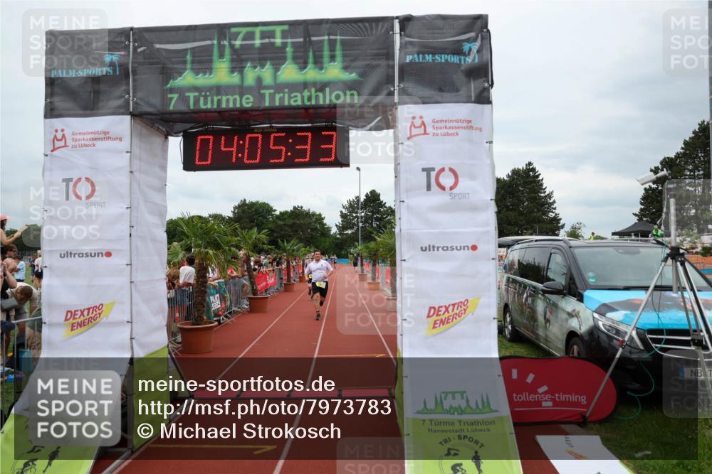 15.06.2025 - 7 Türme Triathlon Michael Strokosch http://msf.ph/oto/7973783 15.06.2025 14:05:32 Ziel 757, 926, 1139, 1144 meine-sportfotos.de
