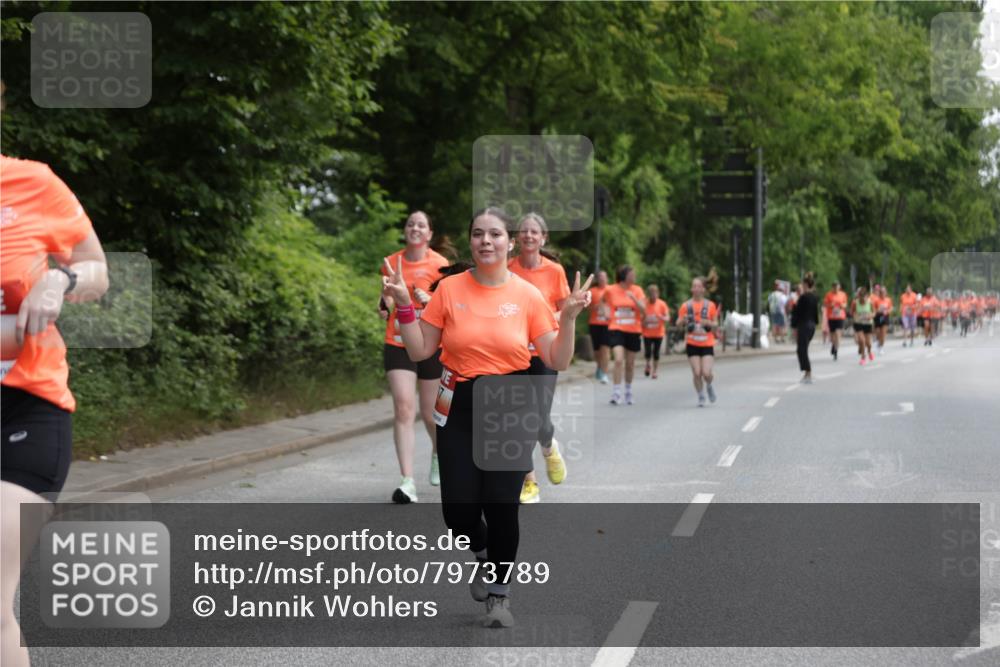 15.06.2025 - REWE Women's Run Jannik Wohlers http://msf.ph/oto/7973789 15.06.2025 10:08:33 Laufen  meine-sportfotos.de