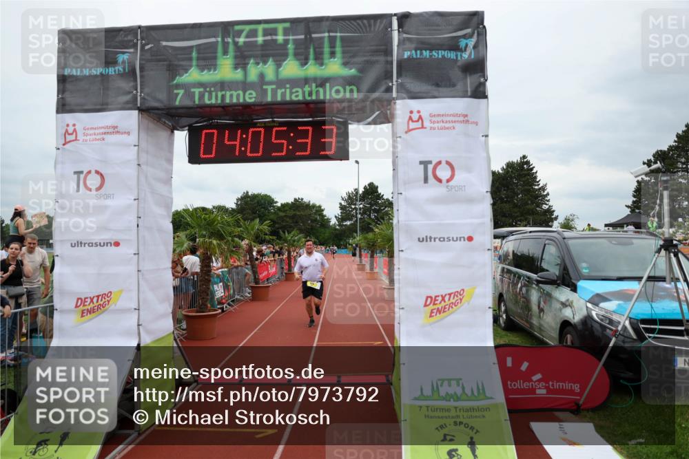 15.06.2025 - 7 Türme Triathlon Michael Strokosch http://msf.ph/oto/7973792 15.06.2025 14:05:33 Ziel 757, 926, 1139, 1144 meine-sportfotos.de