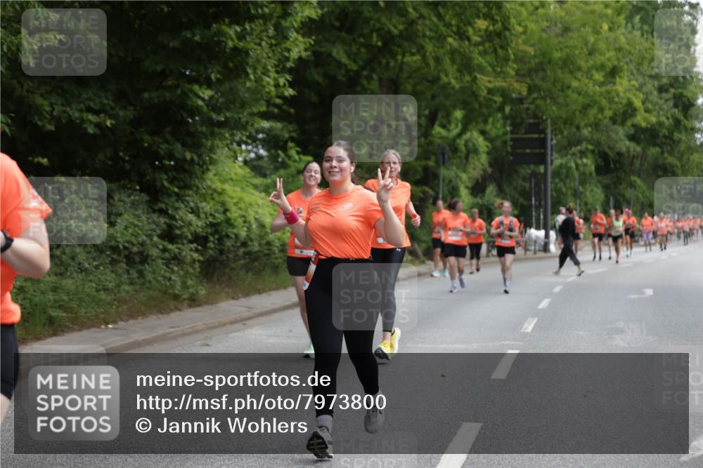 15.06.2025 - REWE Women's Run Jannik Wohlers http://msf.ph/oto/7973800 15.06.2025 10:08:33 Laufen  meine-sportfotos.de