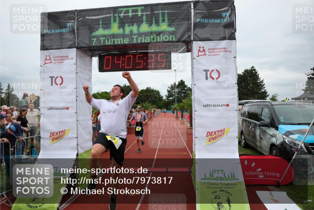 15.06.2025 - 7 Türme Triathlon Michael Strokosch http://msf.ph/oto/7973817 15.06.2025 14:05:35 Ziel 757, 926, 1139, 1144 meine-sportfotos.de