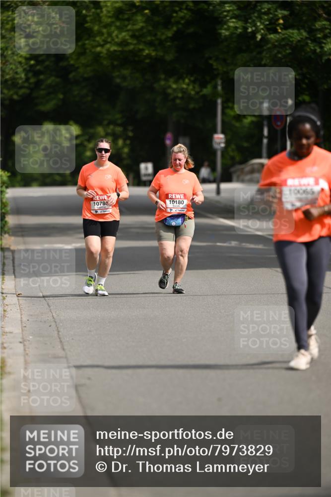 15.06.2025 - REWE Women's Run Dr. Thomas Lammeyer http://msf.ph/oto/7973829 15.06.2025 10:05:44 Laufen 1078, 10180, 10066 meine-sportfotos.de