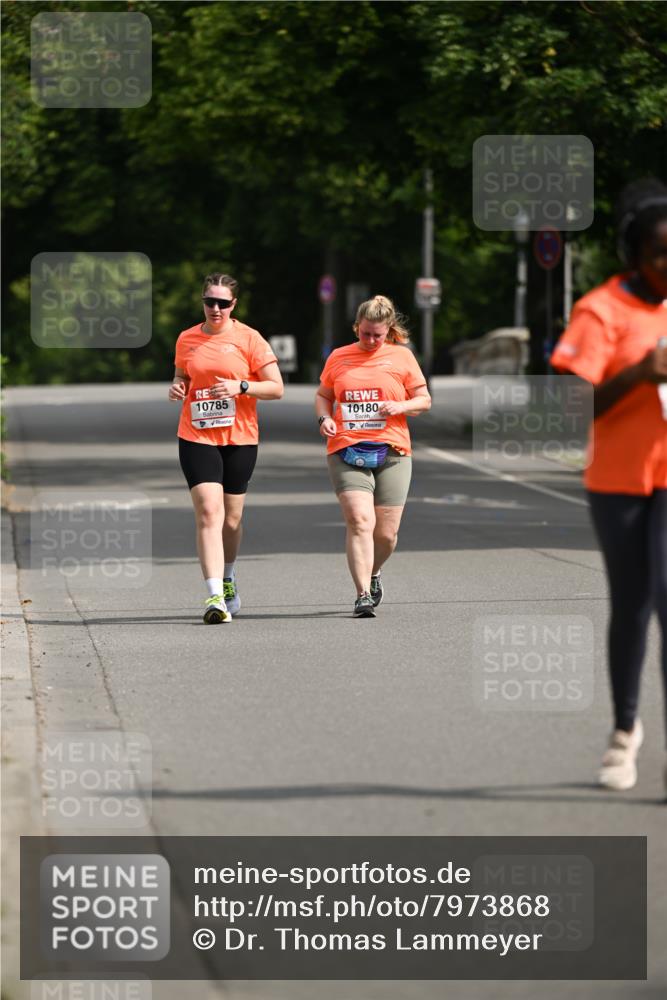 15.06.2025 - REWE Women's Run Dr. Thomas Lammeyer http://msf.ph/oto/7973868 15.06.2025 10:05:45 Laufen 10785, 10180 meine-sportfotos.de
