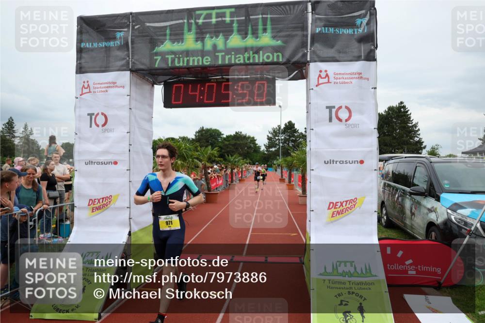 15.06.2025 - 7 Türme Triathlon Michael Strokosch http://msf.ph/oto/7973886 15.06.2025 14:05:49 Ziel 477, 971, 984, 1031 meine-sportfotos.de