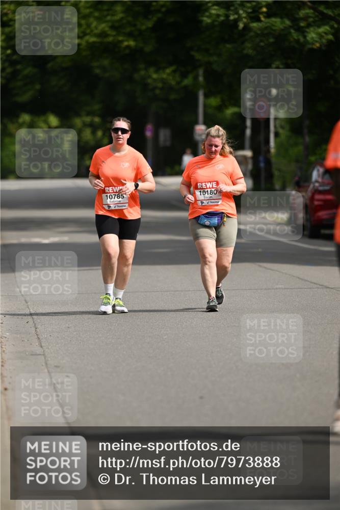 15.06.2025 - REWE Women's Run Dr. Thomas Lammeyer http://msf.ph/oto/7973888 15.06.2025 10:05:46 Laufen 10785, 10180 meine-sportfotos.de