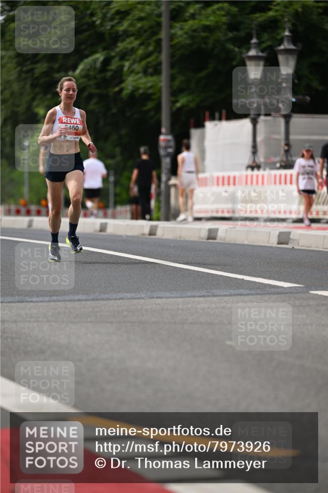 15.06.2025 - REWE Women's Run Dr. Thomas Lammeyer http://msf.ph/oto/7973926 15.06.2025 10:39:01 Laufen 460 meine-sportfotos.de
