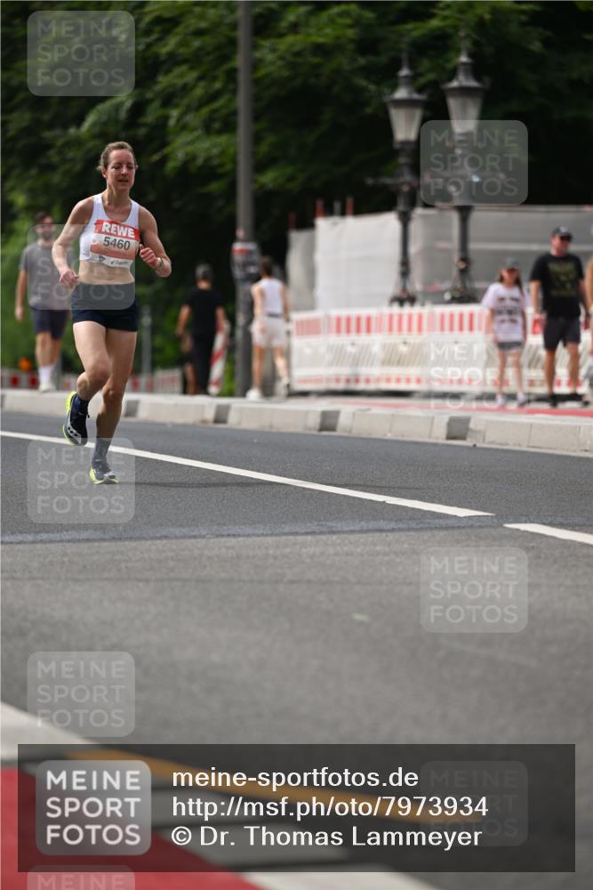 15.06.2025 - REWE Women's Run Dr. Thomas Lammeyer http://msf.ph/oto/7973934 15.06.2025 10:39:01 Laufen 5460 meine-sportfotos.de