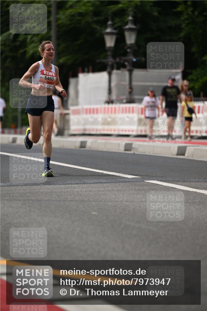 15.06.2025 - REWE Women's Run Dr. Thomas Lammeyer http://msf.ph/oto/7973947 15.06.2025 10:39:02 Laufen 5460 meine-sportfotos.de
