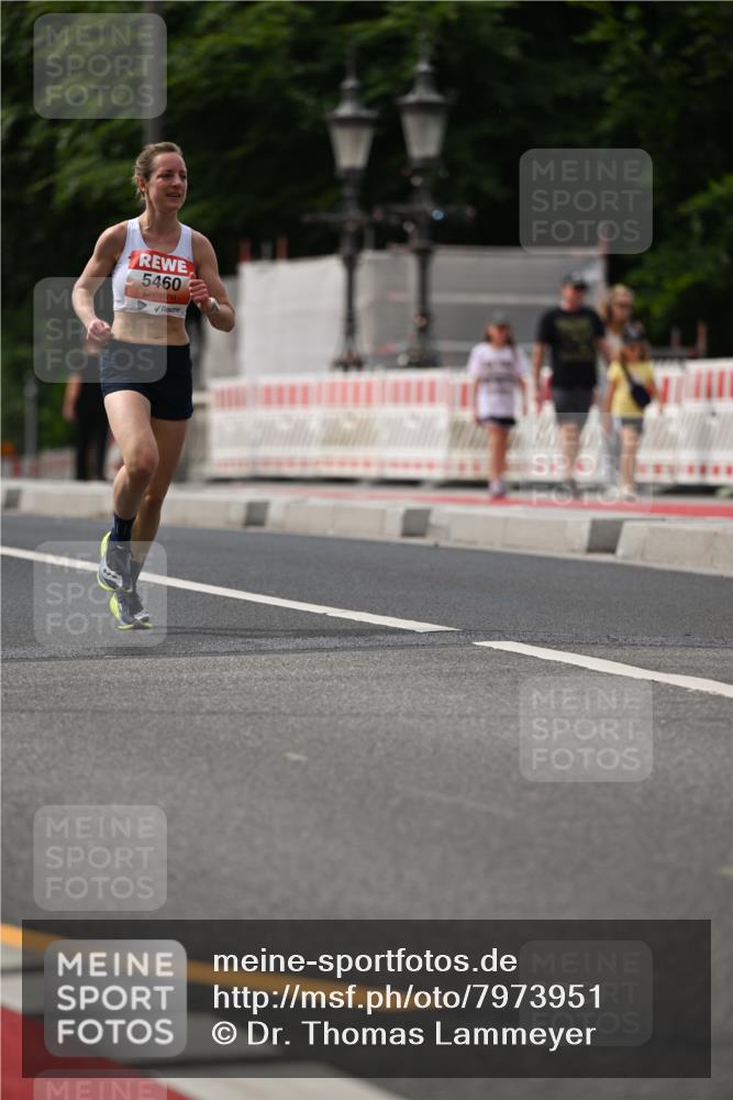 15.06.2025 - REWE Women's Run Dr. Thomas Lammeyer http://msf.ph/oto/7973951 15.06.2025 10:39:02 Laufen 5460 meine-sportfotos.de