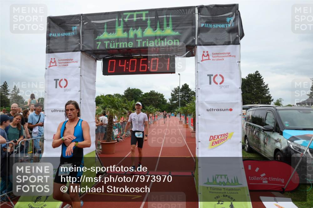15.06.2025 - 7 Türme Triathlon Michael Strokosch http://msf.ph/oto/7973970 15.06.2025 14:06:01 Ziel 477, 599, 633, 657, 984 meine-sportfotos.de
