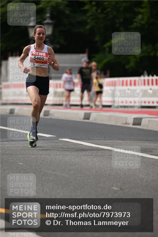 15.06.2025 - REWE Women's Run Dr. Thomas Lammeyer http://msf.ph/oto/7973973 15.06.2025 10:39:03 Laufen 5460 meine-sportfotos.de