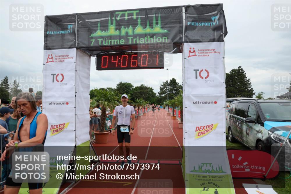 15.06.2025 - 7 Türme Triathlon Michael Strokosch http://msf.ph/oto/7973974 15.06.2025 14:06:01 Ziel 477, 599, 633, 657, 984 meine-sportfotos.de