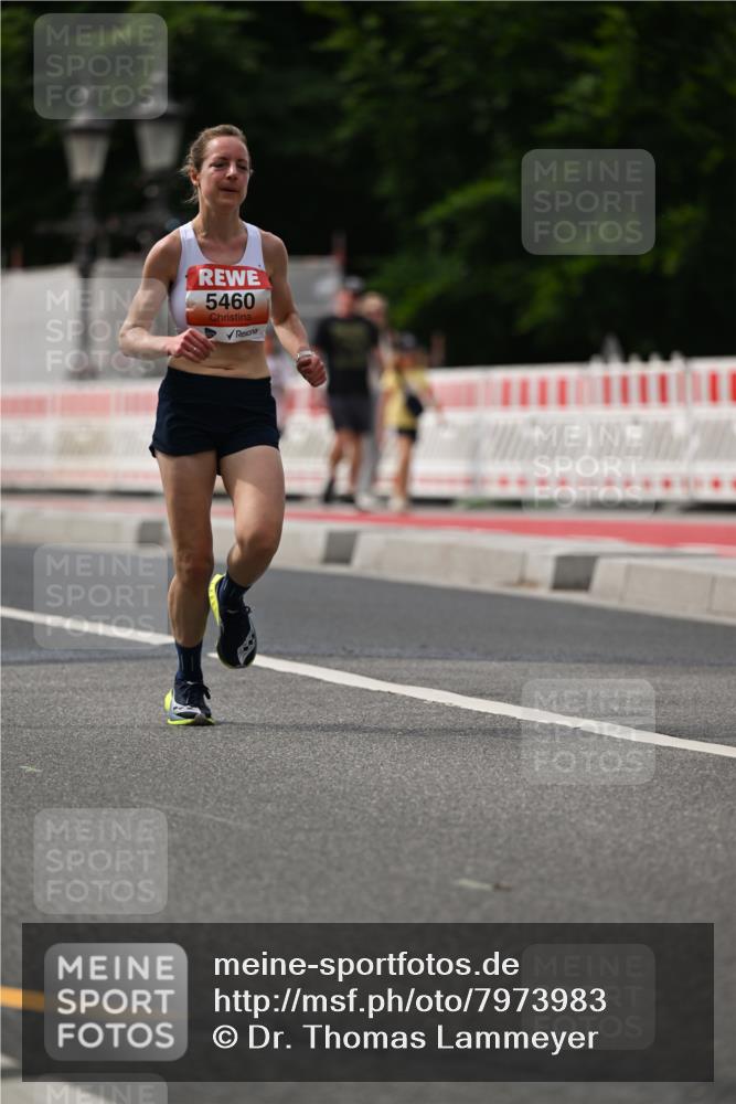 15.06.2025 - REWE Women's Run Dr. Thomas Lammeyer http://msf.ph/oto/7973983 15.06.2025 10:39:03 Laufen 5460 meine-sportfotos.de