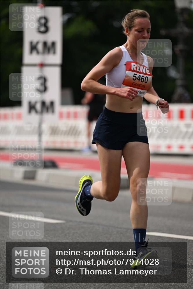 15.06.2025 - REWE Women's Run Dr. Thomas Lammeyer http://msf.ph/oto/7974028 15.06.2025 10:39:04 Laufen 8, 3, 5460 meine-sportfotos.de