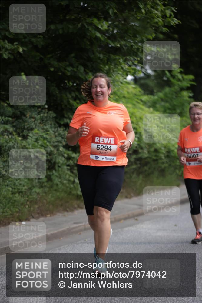 15.06.2025 - REWE Women's Run Jannik Wohlers http://msf.ph/oto/7974042 15.06.2025 10:08:44 Laufen 5294, 5007 meine-sportfotos.de