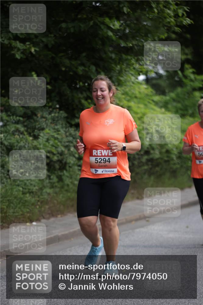 15.06.2025 - REWE Women's Run Jannik Wohlers http://msf.ph/oto/7974050 15.06.2025 10:08:44 Laufen 5294 meine-sportfotos.de